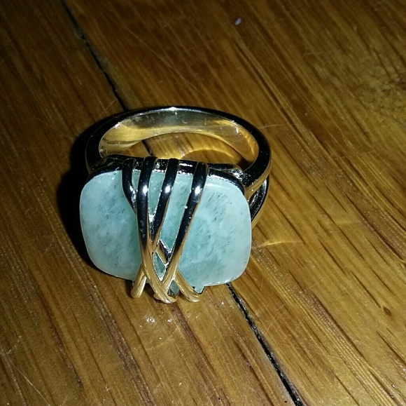 Ring - Picture 2 of 3